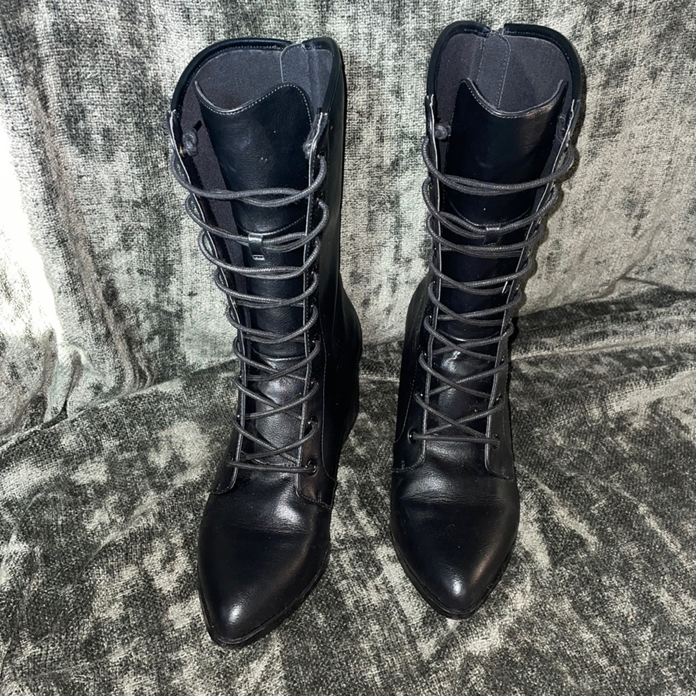 Foxblood and die with your boots on Nancy Boot